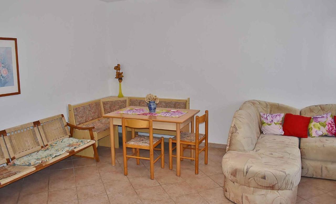 Apartment In Lopar/Insel Rab 17739 Exterior photo