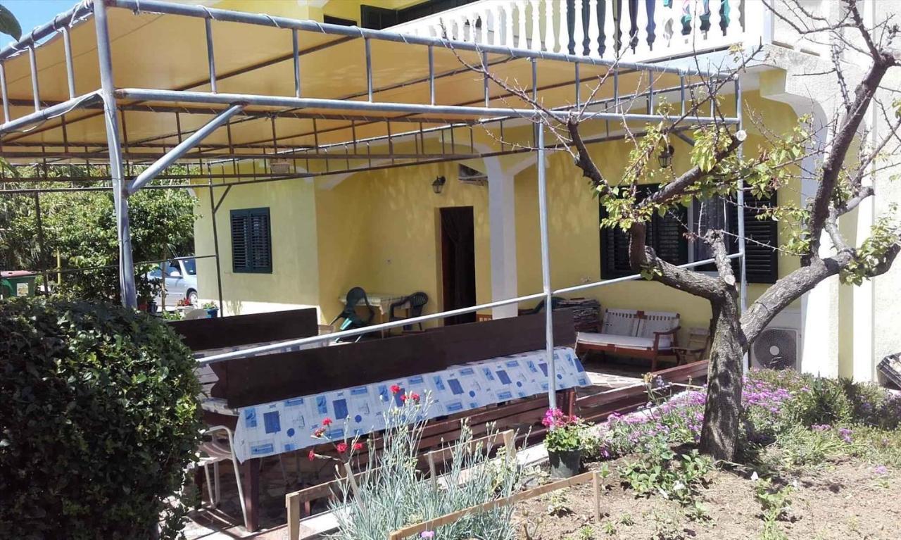Apartment In Lopar/Insel Rab 17739 Exterior photo