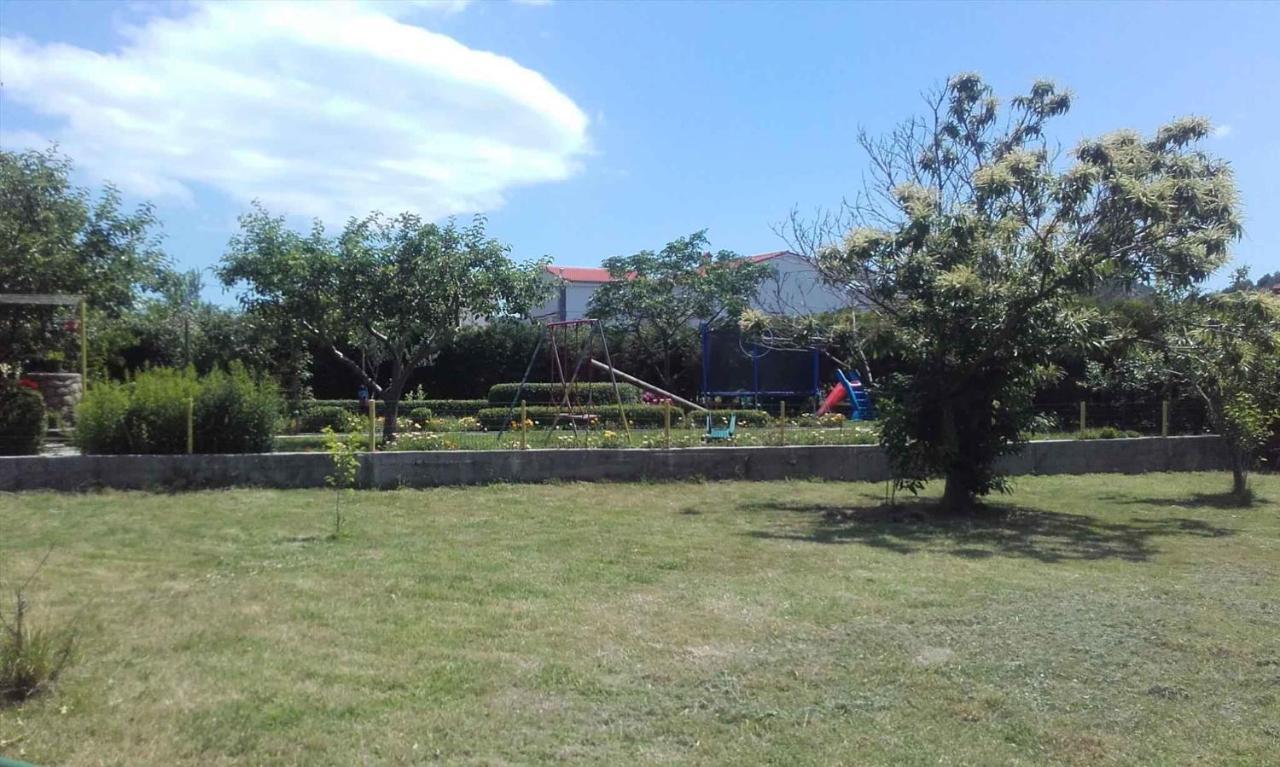 Apartment In Lopar/Insel Rab 17739 Exterior photo
